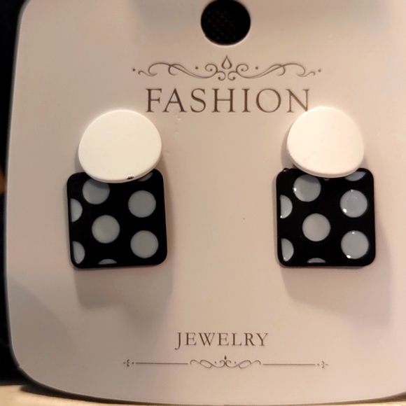 SHEIN Jewelry - Shein 1 inch black and white button polka dot earrings